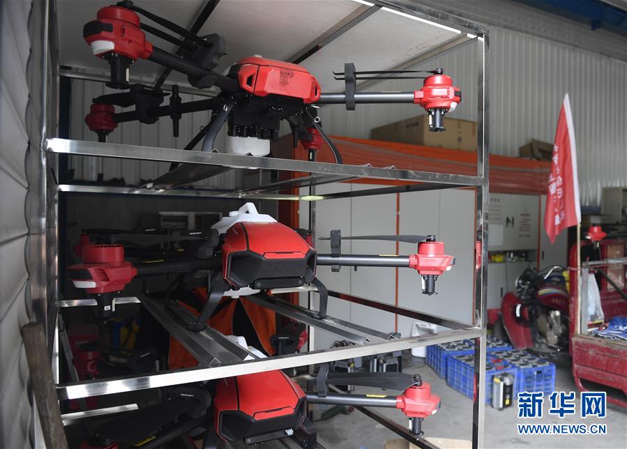 （在習近平新時代中國特色社會主義思想指引下&mdash;&mdash;新時代新作為新篇章&middot;圖文互動）（3）吉林萬昌現(xiàn)代農(nóng)業(yè)發(fā)展先導區(qū)&ldquo;三變&rdquo; 