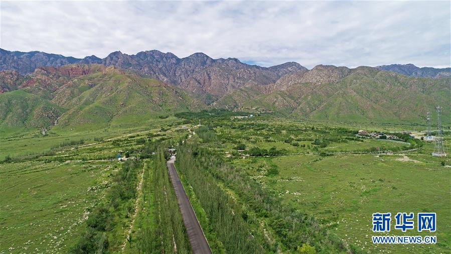 （壯麗70年&middot;奮斗新時(shí)代&mdash;&mdash;共和國(guó)發(fā)展成就巡禮&middot;圖文互動(dòng)）（9）生態(tài)美、百姓富&mdash;&mdash;品讀嶄新&ldquo;寧夏畫卷&rdquo;