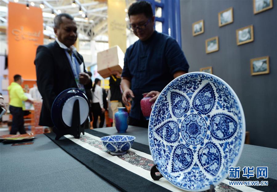 （新華全媒頭條&middot;圖文互動(dòng)）（15）舟舶繼路辟新天　商使交屬煥新顏&mdash;&mdash;寫(xiě)在第四屆中阿博覽會(huì)開(kāi)幕之際