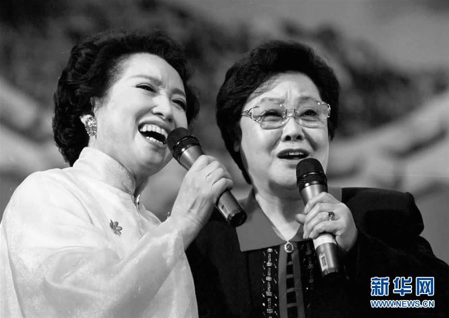 （壯麗70年&middot;奮斗新時代&mdash;&mdash;共和國發(fā)展成就巡禮）（2）人民是活水源頭&mdash;&mdash;新中國現(xiàn)實題材文藝創(chuàng)作巡禮