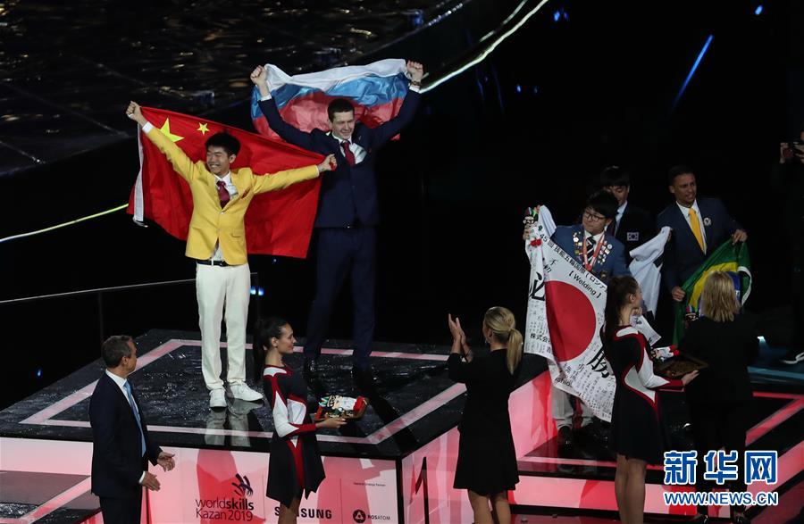 （壯麗70年&middot;奮斗新時(shí)代&mdash;&mdash;共和國發(fā)展成就巡禮&middot;圖文互動(dòng)）（1）優(yōu)先發(fā)展 奠基未來&mdash;&mdash;共和國教育事業(yè)發(fā)展成就巡禮