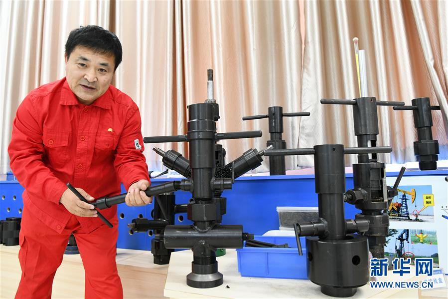 （圖文互動）（1）當好標桿旗幟 建設(shè)百年油田&mdash;&mdash;寫在大慶油田發(fā)現(xiàn)60周年之際