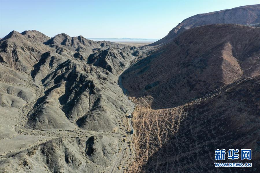 （愛國(guó)情 奮斗者&middot;圖文互動(dòng)）（10）印刻在戈壁上的名字