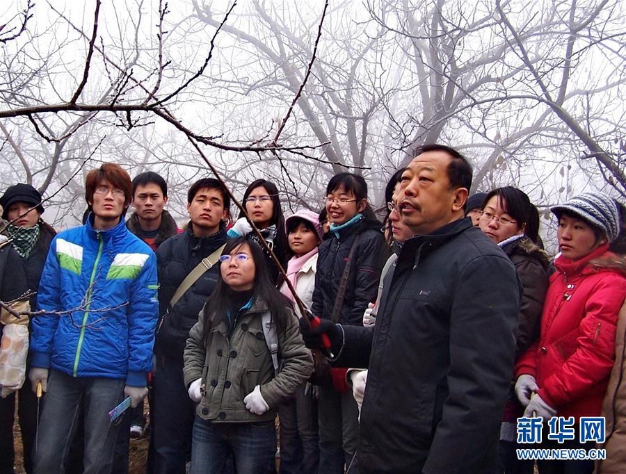 （壯麗70年&middot;奮斗新時(shí)代&mdash;&mdash;共和國(guó)榮光&middot;圖文互動(dòng)）（1）太行山上的新愚公&mdash;&mdash;記&ldquo;人民楷模&rdquo;國(guó)家榮譽(yù)稱號(hào)獲得者李保國(guó)