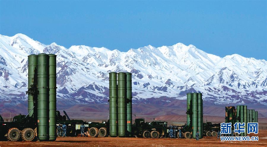 （新華全媒頭條&middot;人民空軍70年&middot;圖文互動(dòng)）（6）陽(yáng)光照耀奮飛的航程&mdash;&mdash;黨中央、中央軍委和習(xí)主席關(guān)心人民空軍建設(shè)發(fā)展紀(jì)實(shí)