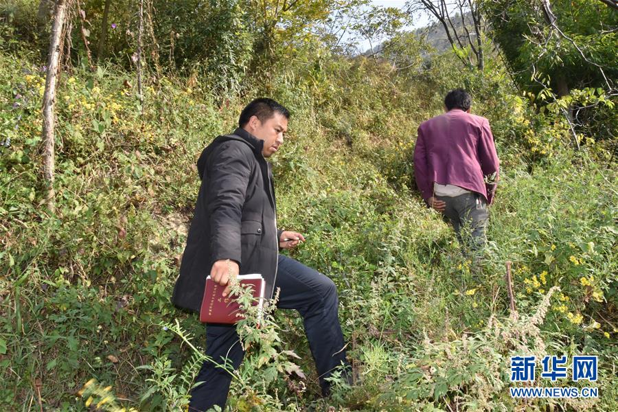 （新華全媒頭條&middot;圖文互動）（1）干部去哪兒了？&mdash;&mdash;貴州干部大規(guī)模下沉脫貧攻堅一線紀(jì)實