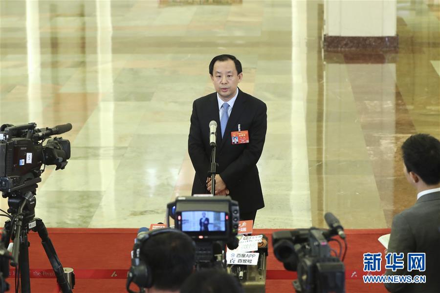 （兩會(huì)&middot;面對(duì)面）（14）采訪部長