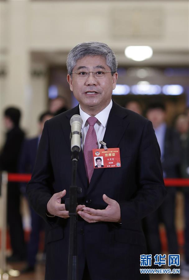 （兩會(huì)&middot;面對(duì)面&middot;XHDW）（2）全國政協(xié)委員接受采訪