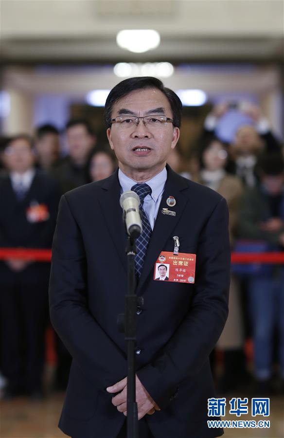 （兩會&middot;面對面&middot;XHDW）（8）全國政協(xié)委員接受采訪
