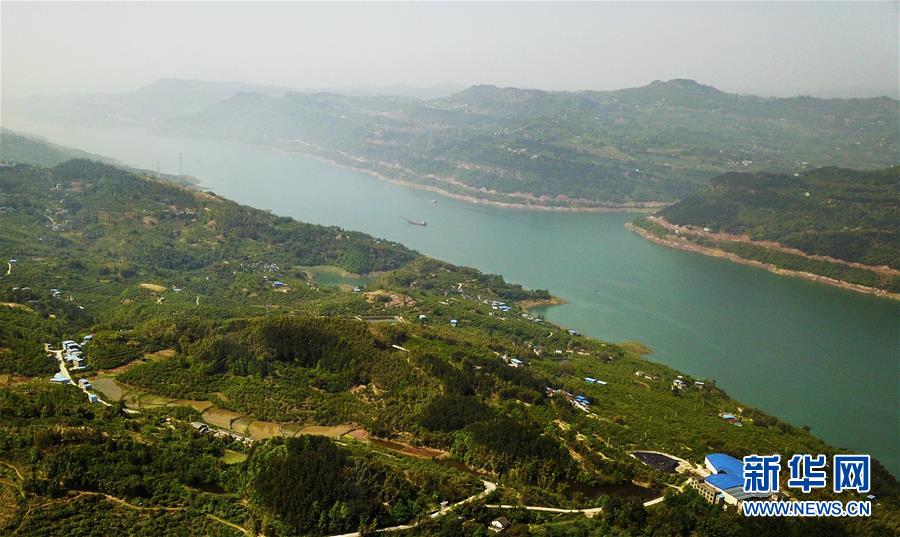 （新華全媒頭條&middot;圖文互動(dòng)）（4）深入推進(jìn)大保護(hù) 打造引領(lǐng)高質(zhì)量發(fā)展生力軍&mdash;&mdash;推動(dòng)長(zhǎng)江經(jīng)濟(jì)帶發(fā)展座談會(huì)召開四年間