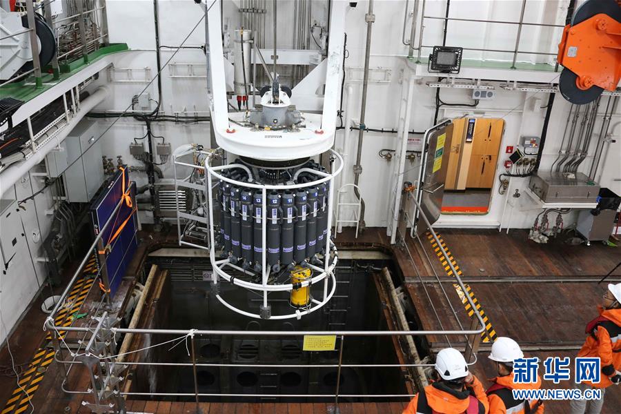 （&ldquo;雪龍&rdquo;探南極&middot;圖文互動(dòng)）（4）中國(guó)南極考察隊(duì)順利完成宇航員海綜合科考