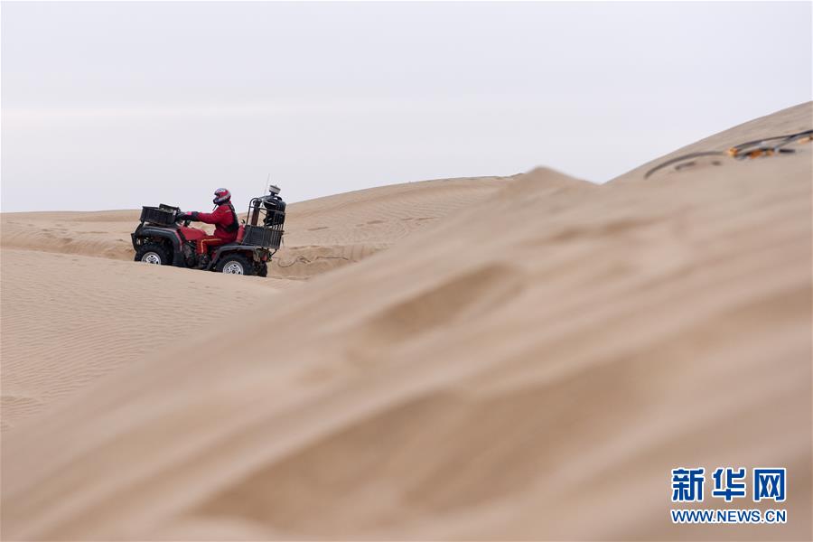 （新春走基層&middot;圖文互動）（3）大漠中，一頂帳篷守歲五年