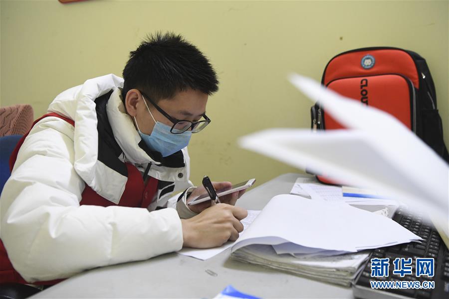 （聚焦疫情防控&middot;圖文互動）（6）&ldquo;排查越嚴密，群眾越安心&rdquo;&mdash;&mdash;重慶日均組織40多萬人有序排查疫情