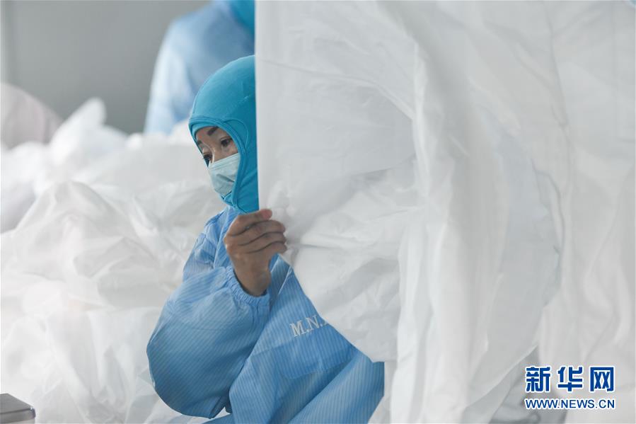 （在習(xí)近平新時代中國特色社會主義思想指引下&mdash;&mdash;新時代新作為新篇章&middot;習(xí)近平總書記關(guān)切事&middot;圖文互動）（1）打好防控&ldquo;主動仗&rdquo;&mdash;&mdash;各地精準施策堅決遏制疫情蔓延