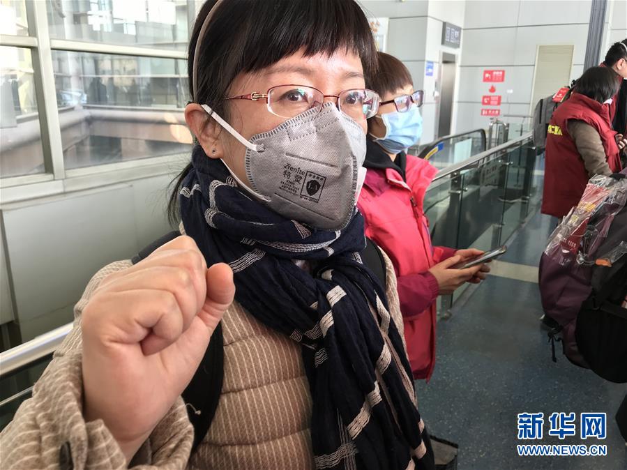 （熱點鮮報&middot;圖文互動）（2）三代人的約定：父母送我援湖北，我給孩子樹榜樣