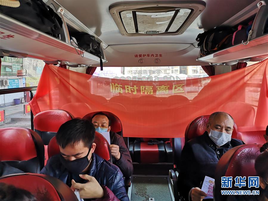 （做好六穩(wěn)工作 應(yīng)對復(fù)雜局面&middot;圖文互動）（2）四川：&ldquo;點(diǎn)對點(diǎn)、一站式&rdquo;送農(nóng)民工安全返崗