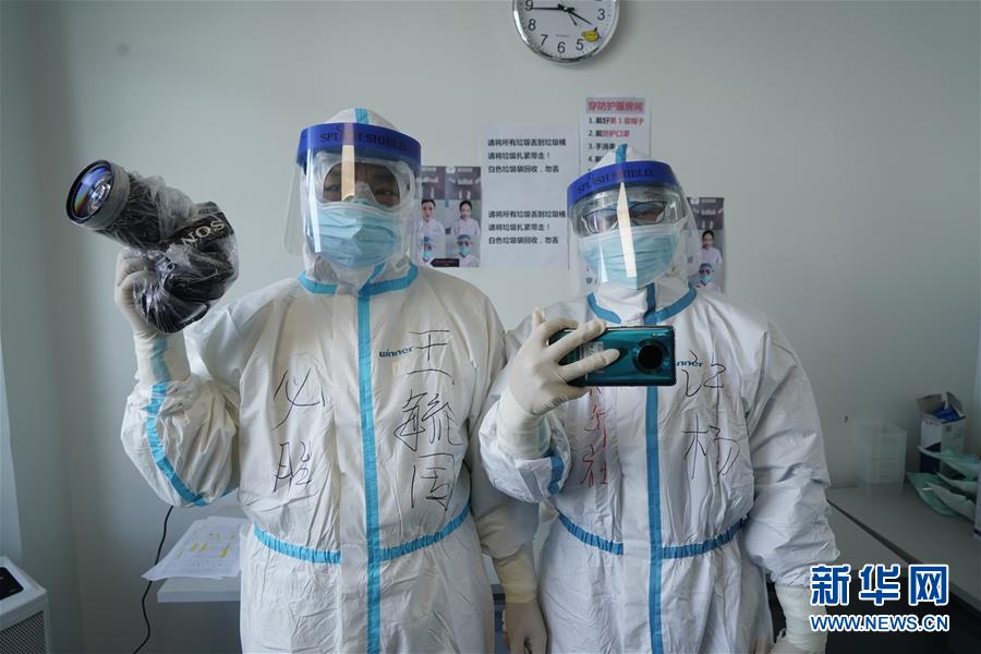 （新華全媒頭條配圖&middot;圖文互動(dòng)）（15）戰(zhàn)&ldquo;疫&rdquo;的一天&mdash;&mdash;新華社記者直擊湖北保衛(wèi)戰(zhàn)