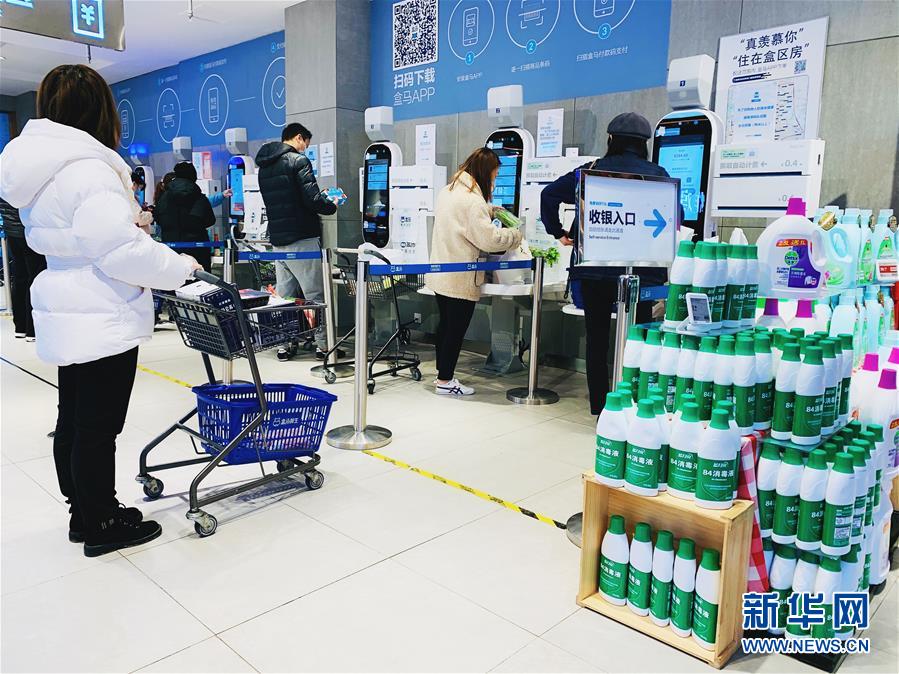 （圖文互動）（2）吃粉擼串，商圈&ldquo;打卡&rdquo;，動車出廠&mdash;&mdash;湖南&ldquo;標(biāo)簽&rdquo;復(fù)蘇記