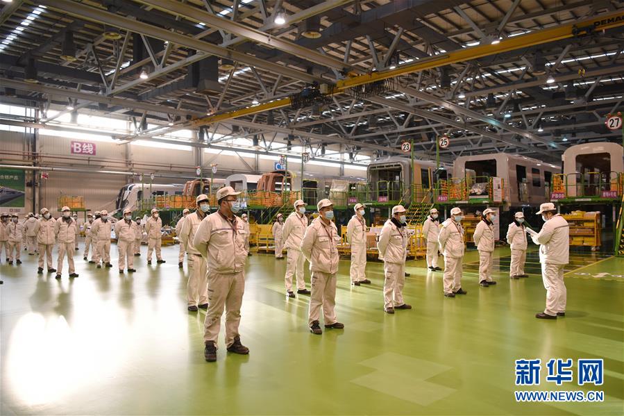 （圖文互動）（7）吃粉擼串，商圈&ldquo;打卡&rdquo;，動車出廠&mdash;&mdash;湖南&ldquo;標(biāo)簽&rdquo;復(fù)蘇記