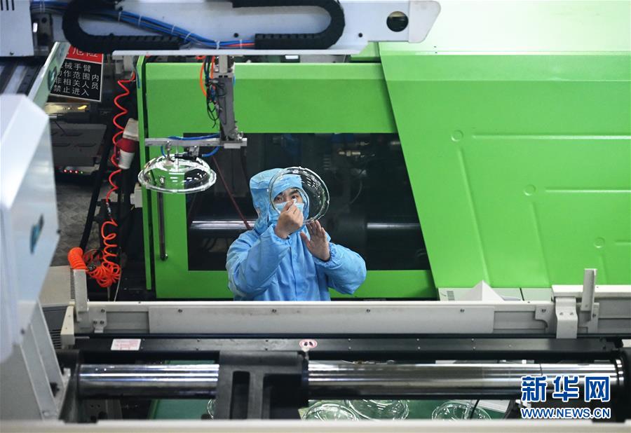 （來自經(jīng)濟(jì)前沿的故事&middot;企業(yè)復(fù)工復(fù)產(chǎn)&middot;圖文互動）（4）&ldquo;危機中發(fā)現(xiàn)新商機&rdquo;&mdash;&mdash;中國科技制造企業(yè)復(fù)工復(fù)產(chǎn)觀察