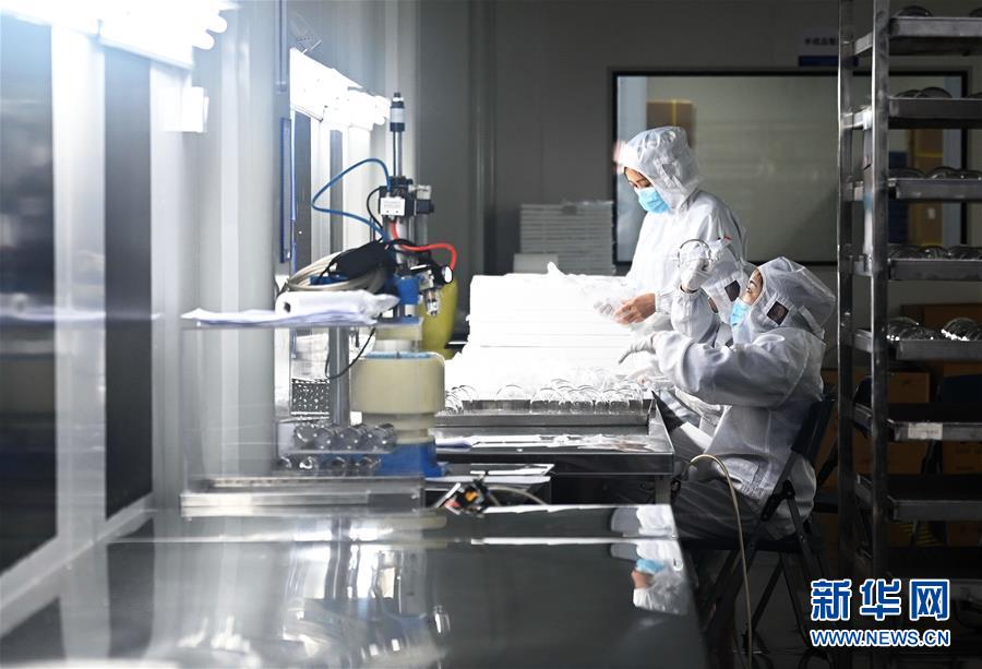 （來自經(jīng)濟(jì)前沿的故事&middot;企業(yè)復(fù)工復(fù)產(chǎn)&middot;圖文互動）（5）&ldquo;危機中發(fā)現(xiàn)新商機&rdquo;&mdash;&mdash;中國科技制造企業(yè)復(fù)工復(fù)產(chǎn)觀察