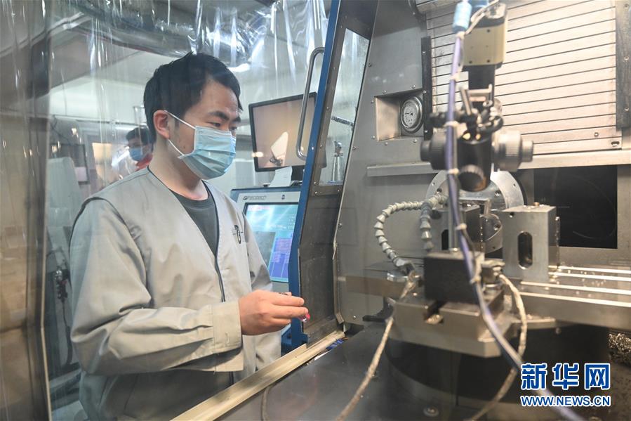 （來自經(jīng)濟(jì)前沿的故事&middot;企業(yè)復(fù)工復(fù)產(chǎn)&middot;圖文互動）（8）&ldquo;危機中發(fā)現(xiàn)新商機&rdquo;&mdash;&mdash;中國科技制造企業(yè)復(fù)工復(fù)產(chǎn)觀察