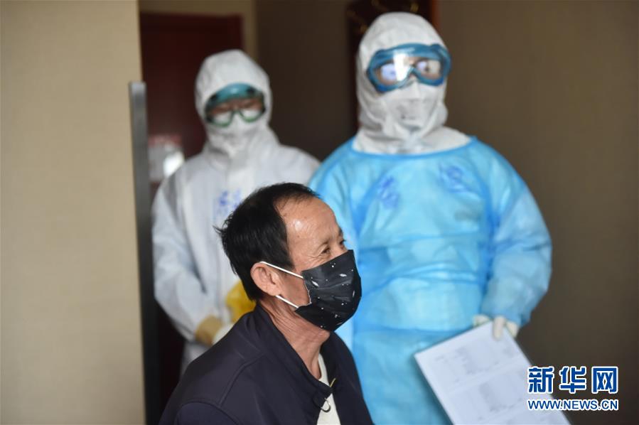 （聚焦疫情防控&middot;圖文互動）（7）&ldquo;感恩每一位&lsquo;不曾謀面&rsquo;的醫(yī)護(hù)人員&rdquo;&mdash;&mdash;探訪返京人員醫(yī)學(xué)集中隔離觀察點(diǎn)