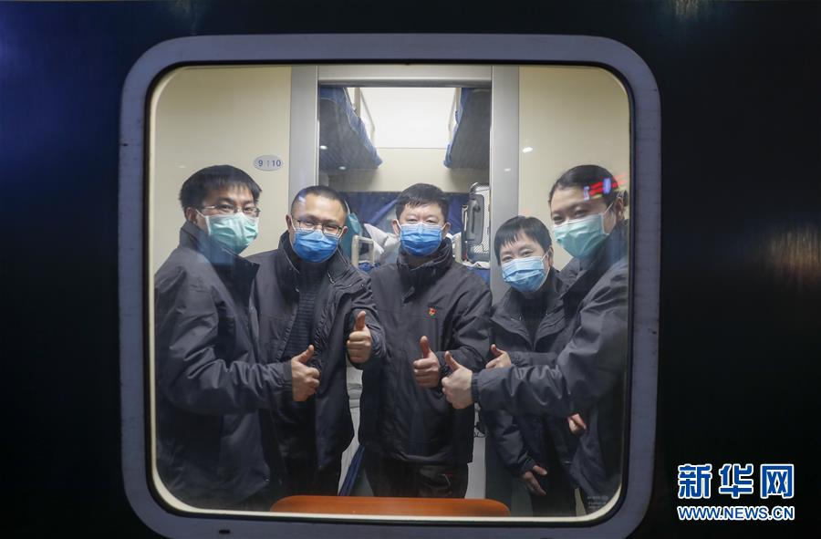 （聚焦疫情防控&middot;對(duì)口支援19省份在奮戰(zhàn)&middot;圖文互動(dòng)）（1）&ldquo;當(dāng)我們摘下口罩，看到彼此勝利的微笑&rdquo;&mdash;&mdash;重慶對(duì)口支援孝感市抗擊疫情紀(jì)實(shí)