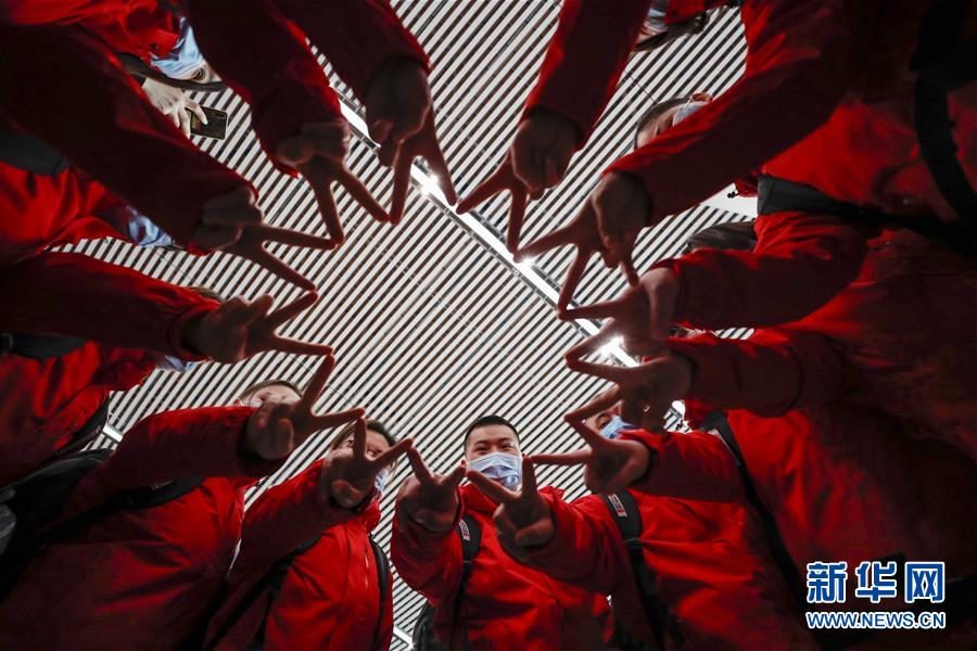 （聚焦疫情防控&middot;對(duì)口支援19省份在奮戰(zhàn)&middot;圖文互動(dòng)）（4）&ldquo;當(dāng)我們摘下口罩，看到彼此勝利的微笑&rdquo;&mdash;&mdash;重慶對(duì)口支援孝感市抗擊疫情紀(jì)實(shí)