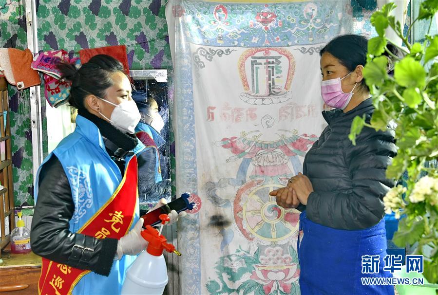 （新華全媒頭條&middot;圖文互動(dòng)）（9）血脈同心 共盼春來(lái)&mdash;&mdash;疫情阻擊戰(zhàn)中的雪域故事