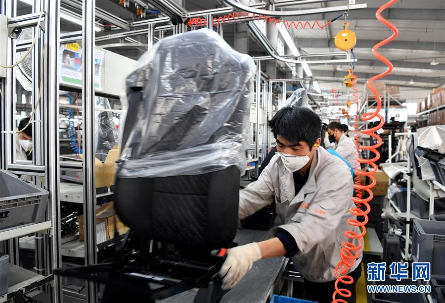 （圖文互動(dòng)）（7）&ldquo;春天到了，熟悉的生活正在慢慢回來(lái)&rdquo;&mdash;&mdash;陜西多地復(fù)產(chǎn)復(fù)工一線見(jiàn)聞