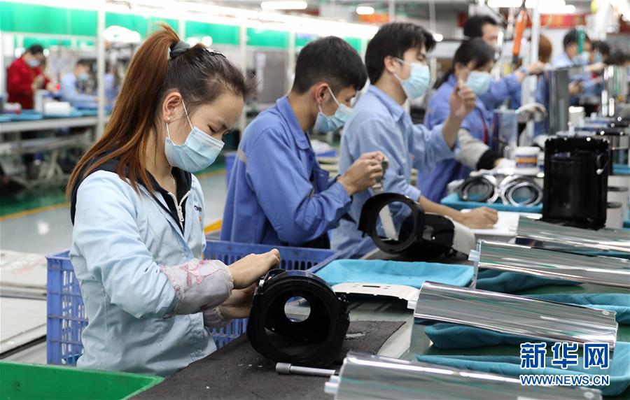 （抓好經(jīng)濟發(fā)展 應對復雜局面&middot;圖文互動）（2）在&ldquo;家電之都&rdquo;順德看&ldquo;中國制造&rdquo;抗壓前行 