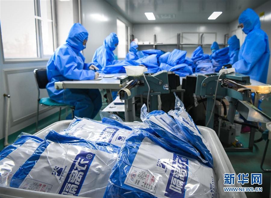 （在習(xí)近平新時代中國特色社會主義思想指引下&mdash;&mdash;新時代新作為新篇章&middot;習(xí)近平總書記關(guān)切事&middot;圖文互動）（3）不放松！&mdash;&mdash;各地努力抓緊抓實抓細疫情防控