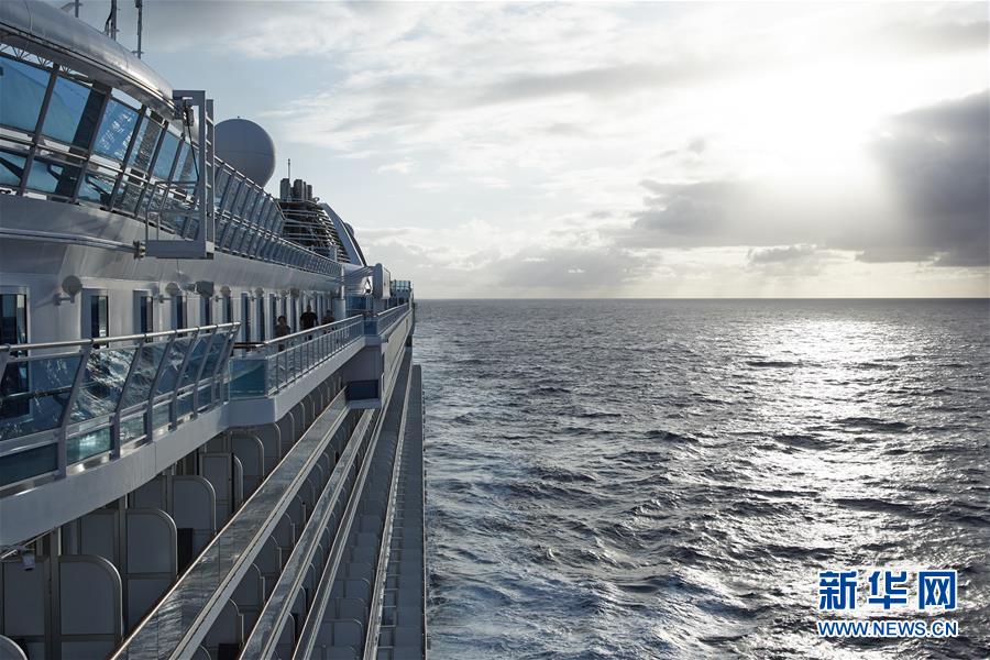 （國(guó)際&middot;圖文互動(dòng)）（4）發(fā)生新冠疫情的&ldquo;至尊公主&rdquo;號(hào)郵輪將?？颗f金山灣區(qū)