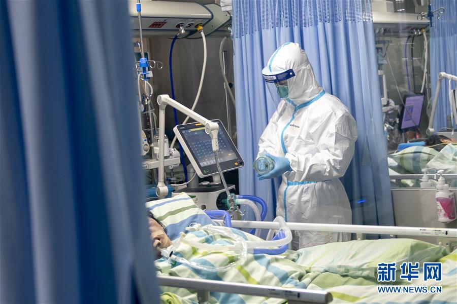 (新華全媒頭條·圖文互動)(2)守護(hù)天使 同心戰(zhàn)“疫”——各地多措并舉關(guān)愛一線醫(yī)務(wù)人員掃描