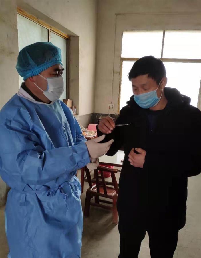 （聚焦疫情防控&middot;圖文互動）（1）一位鄉(xiāng)村醫(yī)生和他的疫情排查&ldquo;突擊隊&rdquo;