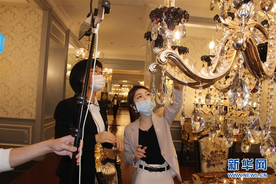 （中國經(jīng)濟新觀察&middot;圖文互動）（1）搶抓&ldquo;云端&rdquo;的機遇&mdash;&mdash;看數(shù)字技術如何撬動新動能 