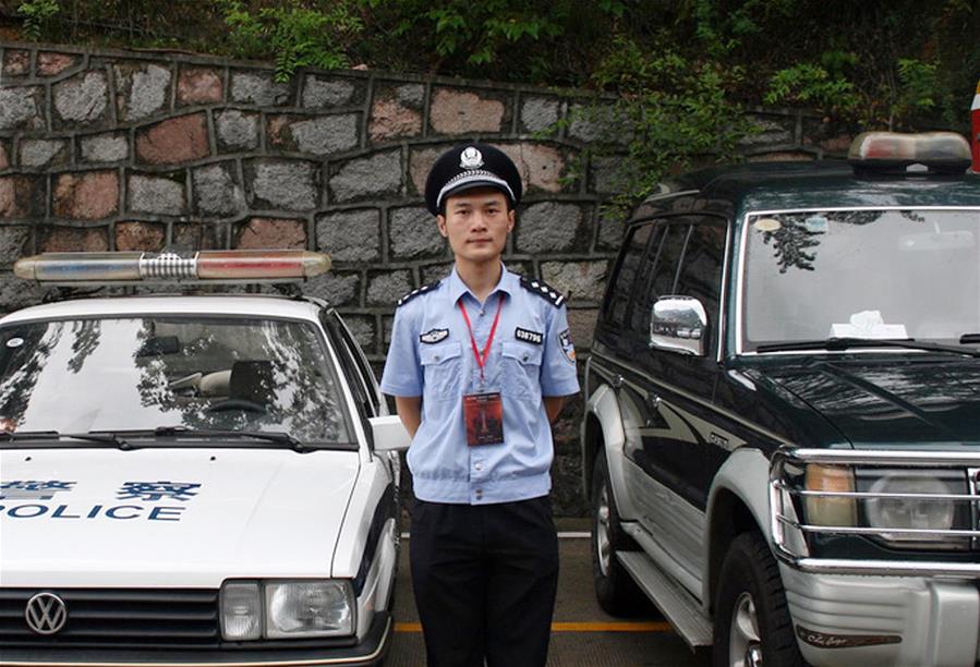 （為了民族復(fù)興&middot;英雄烈士譜&middot;圖文互動）張寧海：&ldquo;請跟我走，我來為大家照亮&hellip;&hellip;&rdquo;