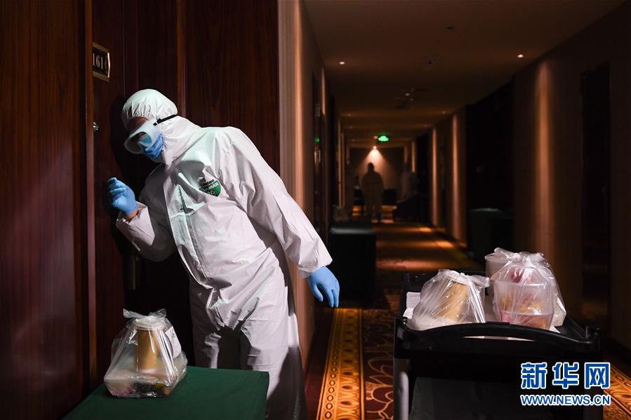 （聚焦疫情防控&middot;圖文互動）（9）&ldquo;感謝你們，讓我感到很踏實！&rdquo;&mdash;&mdash;北京入境人員轉運及隔離點見聞