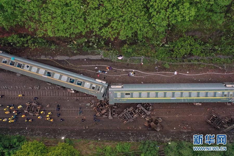 （圖文互動(dòng)）（1）列車為何沒能及時(shí)停??？&mdash;&mdash;京廣線T179次列車脫軌事件追蹤