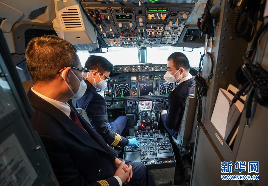 （新華全媒頭條&middot;圖文互動）（10）武漢重啟，不負(fù)春天&mdash;&mdash;寫在武漢&ldquo;解封&rdquo;之際