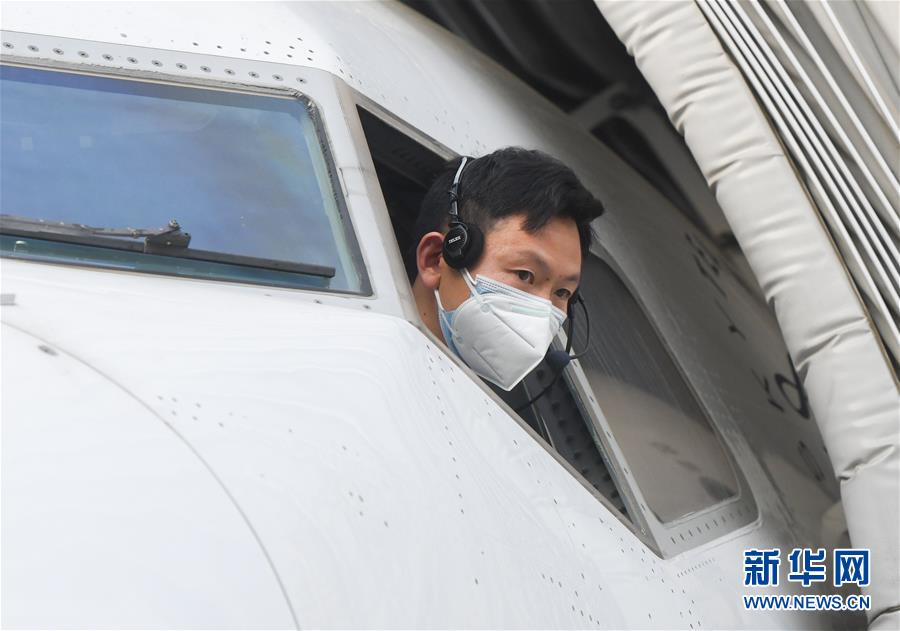 （新華全媒頭條&middot;圖文互動）（11）武漢重啟，不負(fù)春天&mdash;&mdash;寫在武漢&ldquo;解封&rdquo;之際