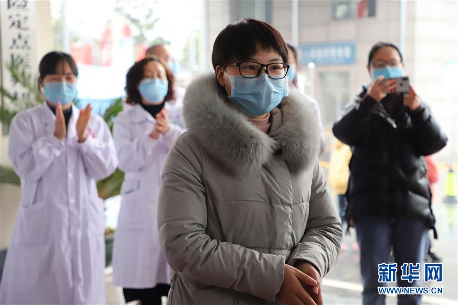 （一線抗疫群英譜&middot;圖文互動(dòng)）&ldquo;英雄妹妹&rdquo;杜富佳：雷場(chǎng)是哥哥的戰(zhàn)場(chǎng)，武漢是我的前線