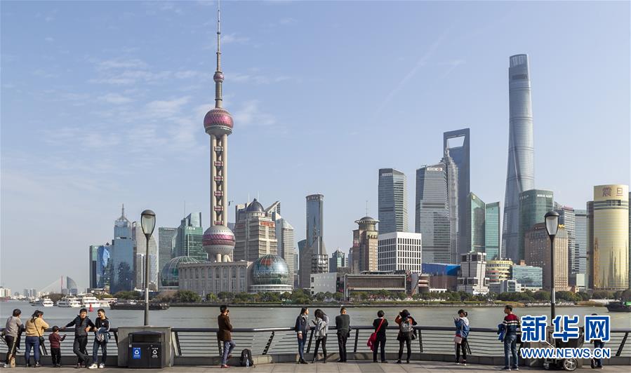 （新華全媒頭條&middot;圖文互動(dòng)）（2）三十而立從頭越&mdash;&mdash;以習(xí)近平同志為核心的黨中央關(guān)心浦東開發(fā)開放紀(jì)實(shí)