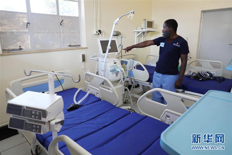 （國際疫情&middot;圖文互動(dòng)）（4）通訊：津巴布韋&ldquo;抗疫戰(zhàn)場&rdquo;上的中國力量