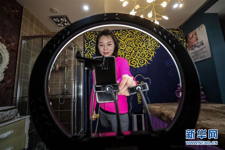 （在習(xí)近平新時(shí)代中國特色社會主義思想指引下&mdash;&mdash;新時(shí)代新作為新篇章&middot;習(xí)近平總書記關(guān)切事&middot;圖文互動(dòng)）（1）打開生活的正確方式：更衛(wèi)生、更健康！