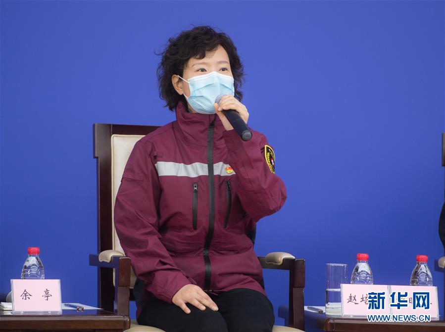 （聚焦疫情防控&middot;圖文互動）（5）分秒必爭！一切為了治病救人&mdash;&mdash;中國抗疫生命至上的生動實踐