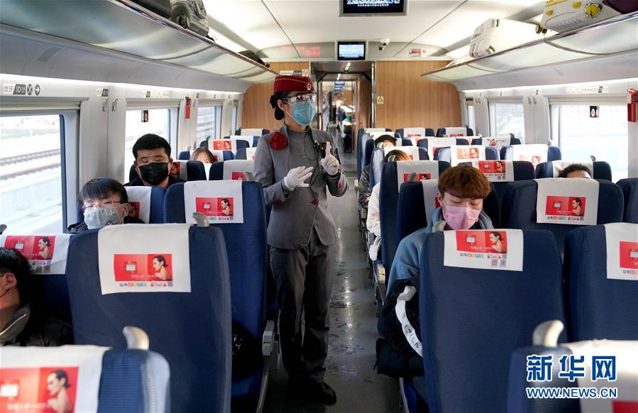 （聚焦疫情防控&middot;圖文互動）（5）團結(jié)起來！我們?nèi)f眾一心！&mdash;&mdash;中國抗疫人民力量的生動實踐