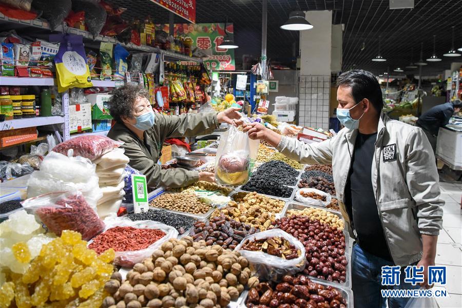 (決戰(zhàn)決勝脫貧攻堅·圖文互動)(2)阿布都艾尼北上務工“三級跳”