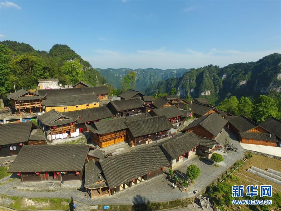 （新華全媒頭條&middot;圖文互動）（6）初夏，循著總書記的腳步探訪產(chǎn)業(yè)扶貧新事